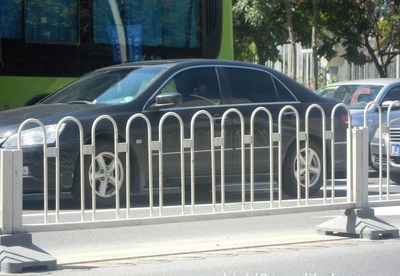 市政護欄網廠家熱銷