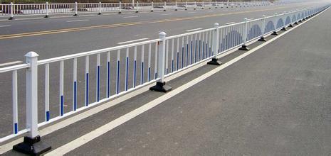 為什么交通護欄這么普及?