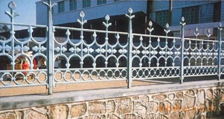 【供應鐵藝護欄,鑄鐵圍欄,鑄鐵護欄】價格,廠家,圖片,護欄/圍欄/欄桿,聊城市乾盛鑄造-