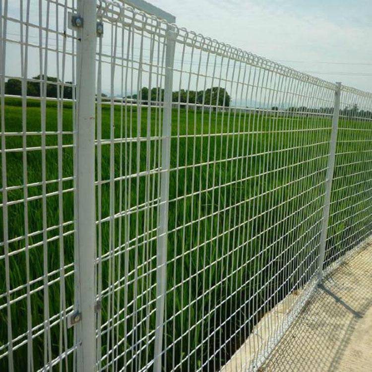 保護無界:一米寬護欄網打造安全防護墻_結構_特點_規格